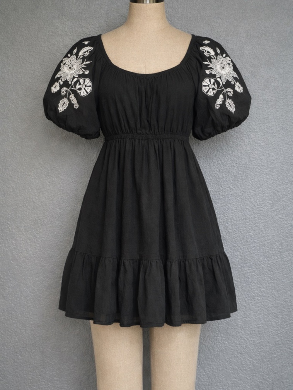 Knox Rose Embroidered Puff Sleeve Dress Black White Floral Boho Size 8